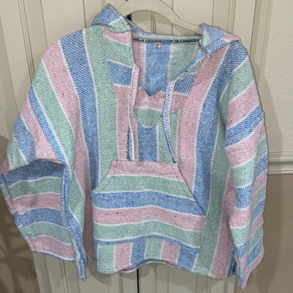 Brand new never worn pullover! Size medium!